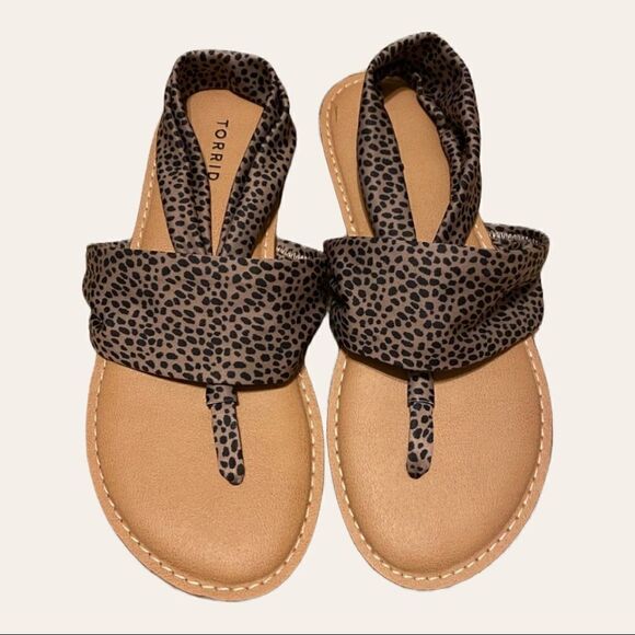 torrid Shoes - Torrid || Stretch Fabric T-Strap Sandals || 13W